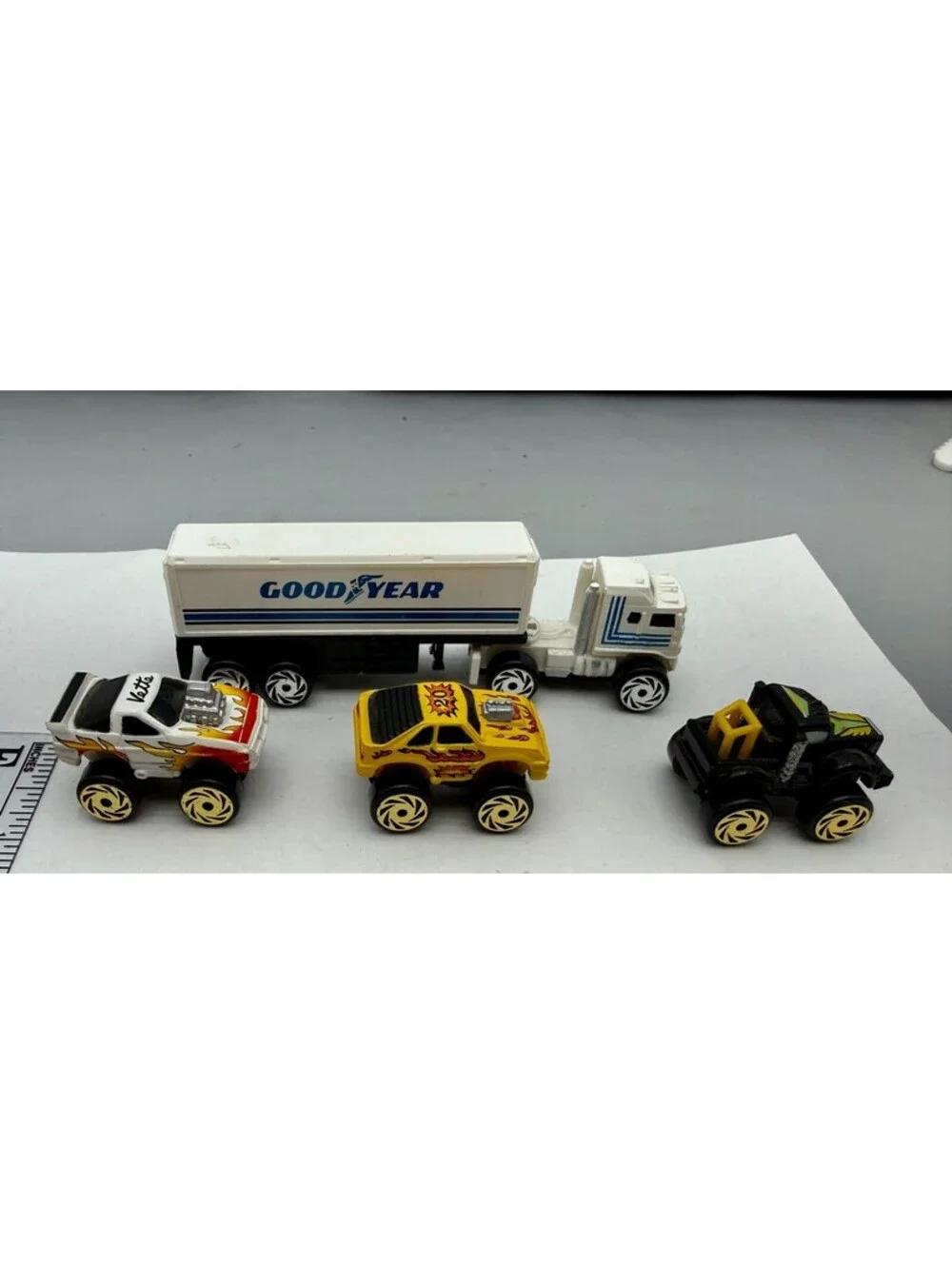 1987 Galoob Micro Machines ROAD CHAMPS Mini Monster Wheels Car / Truck Lot 15